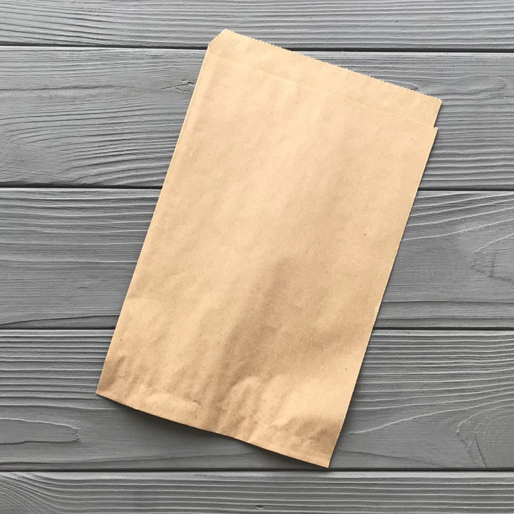 Куточок коричневий 230х140 мм. (стандарт 40гр/м2) 157Ф