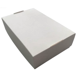 Коробочка 220х140х60 мм біла