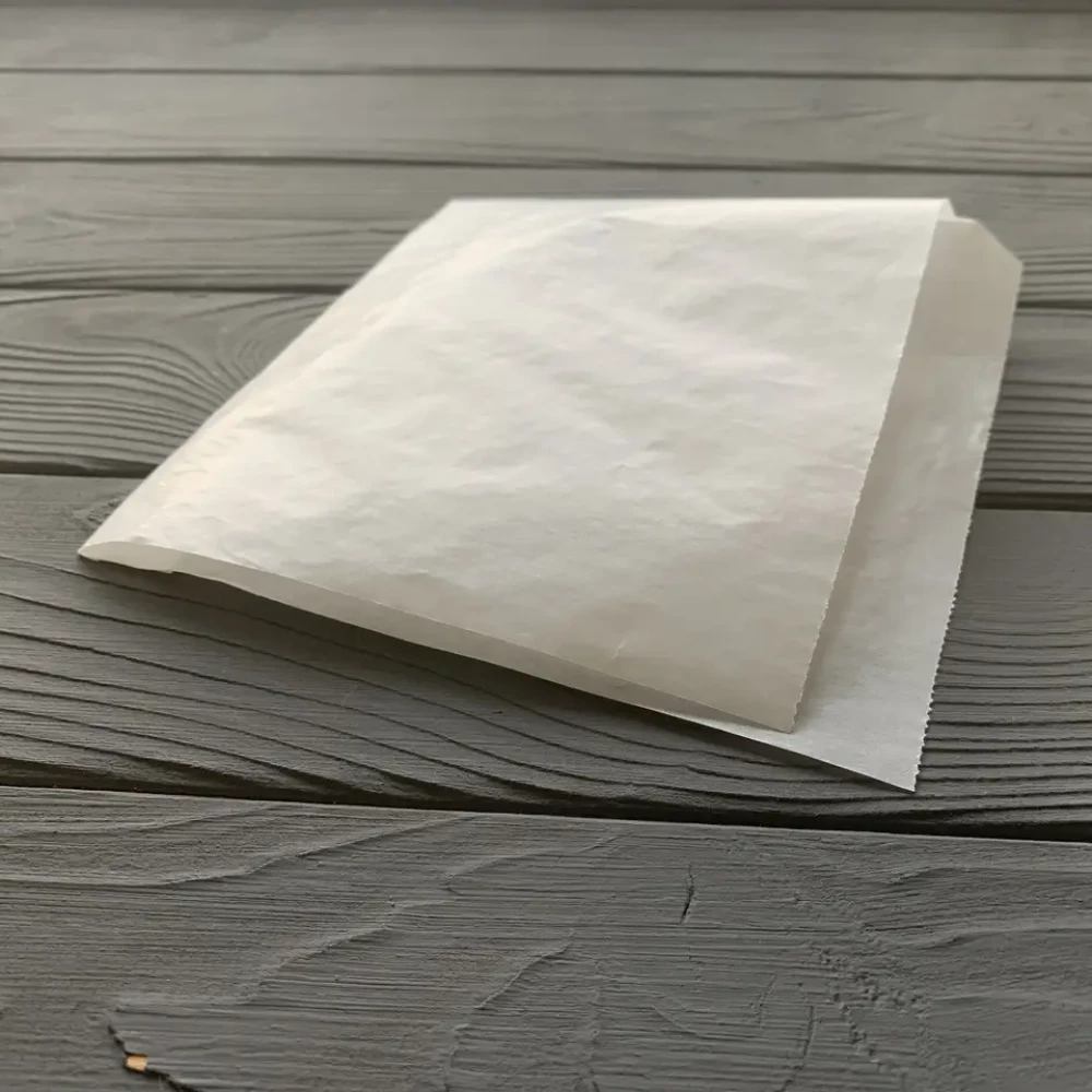 Куточок паперовий білий (170x170 мм) 74Ф