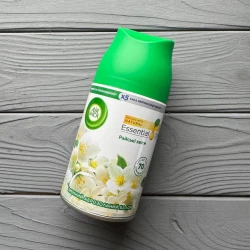 Освіжувач повітря Airwick “Білі квіти“ 250мл