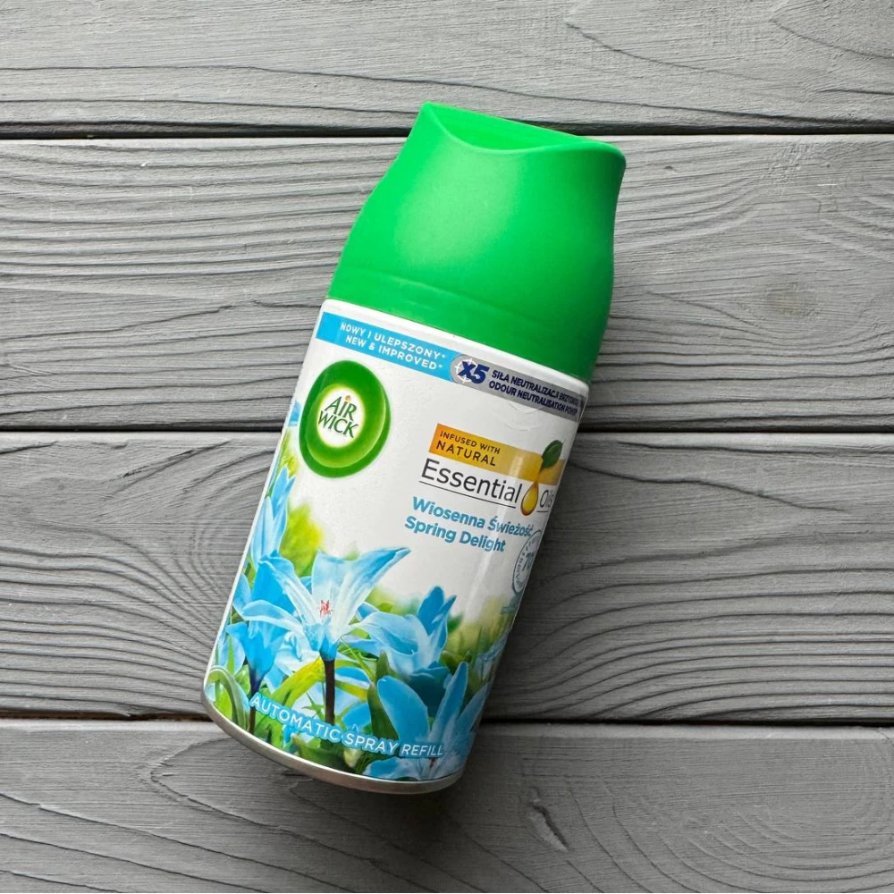 Освіжувач повітря Airwick “Весняна насолода“ 250мл