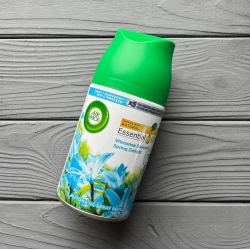 Освіжувач повітря Airwick “Весняна насолода“ 250мл