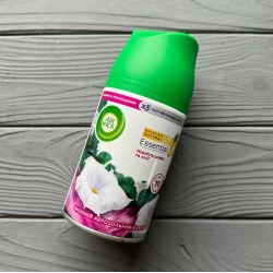 Освіжувач повітря Airwick “Ніжний шовк“ 250мл