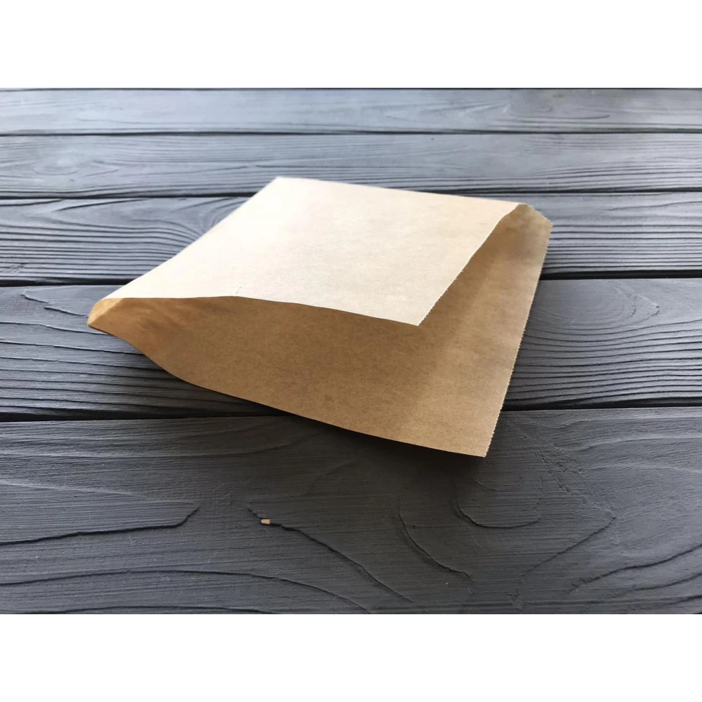 Куточок паперовий бурий 170х160 мм 93Ф